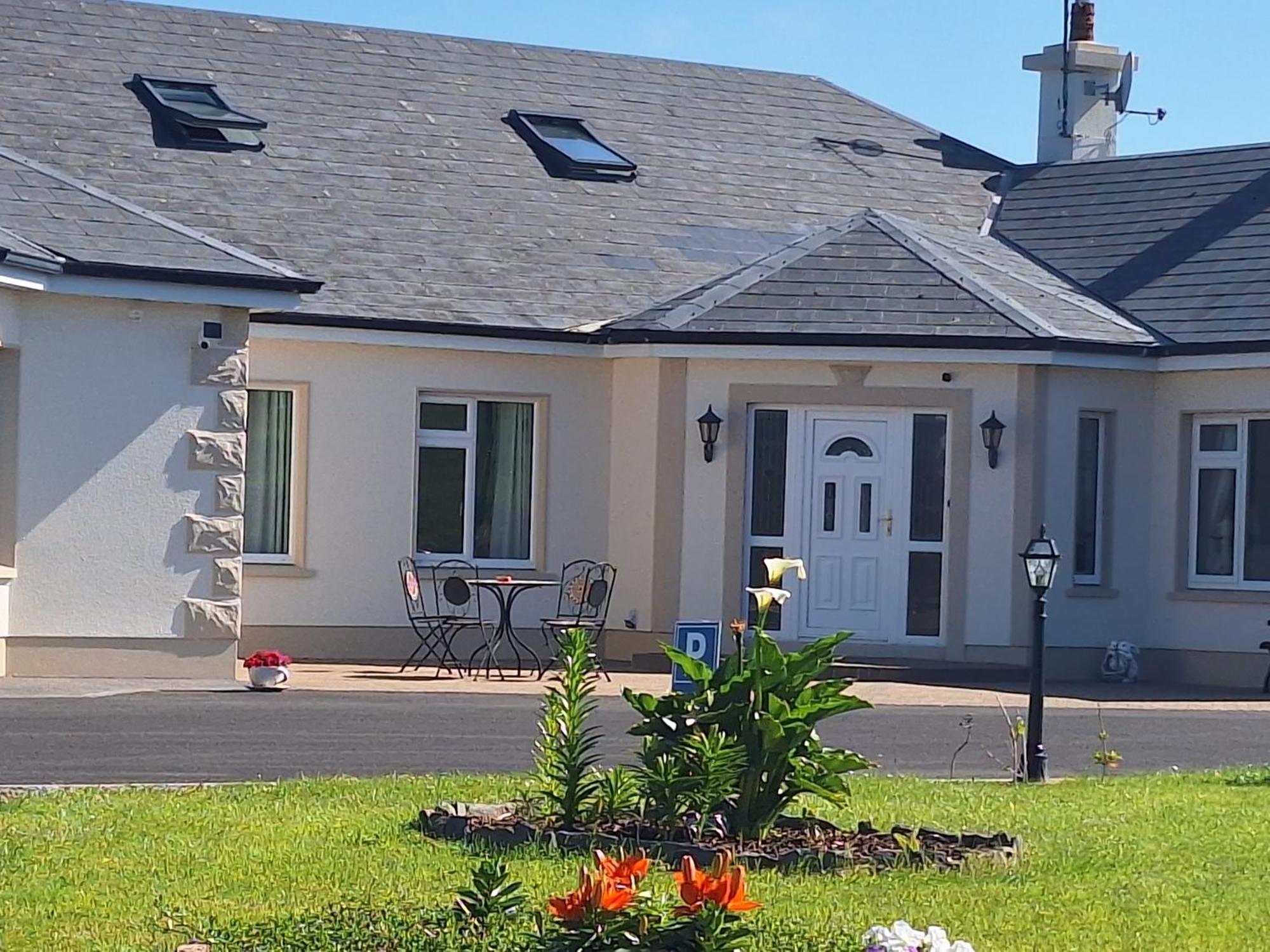 Ballnamona House Cong Εξωτερικό φωτογραφία